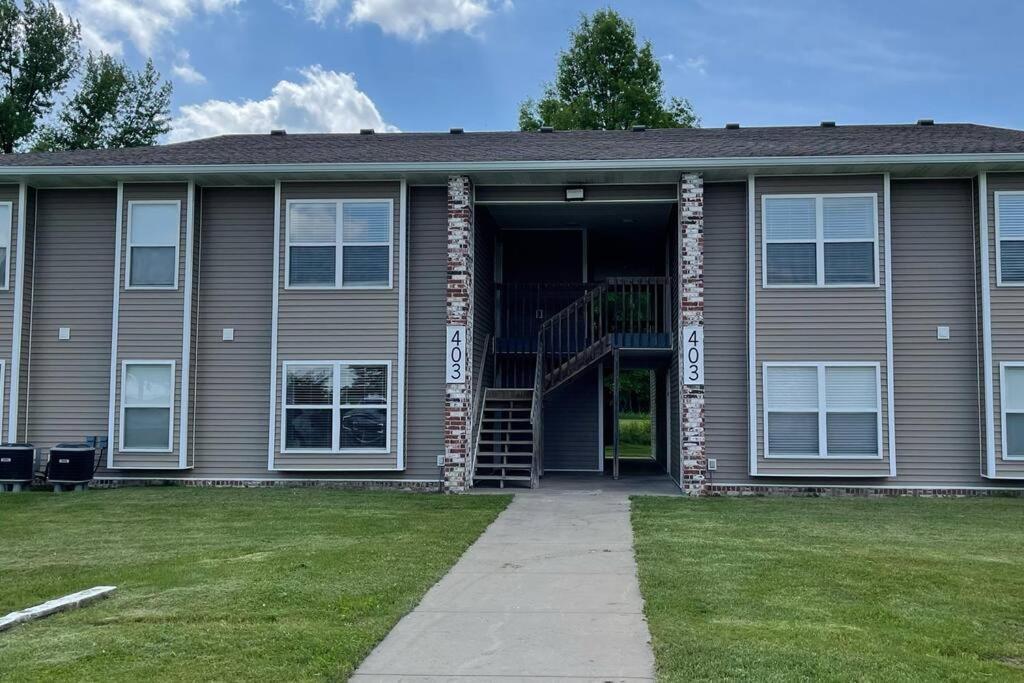 The Delores - 2 Bedroom Apt In Quilt Town, Usa Hamilton Exterior photo